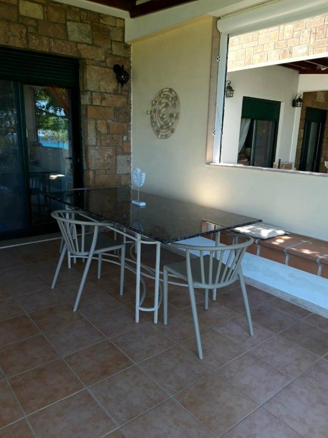 Villa 3Ω Nea Skioni Exteriör bild