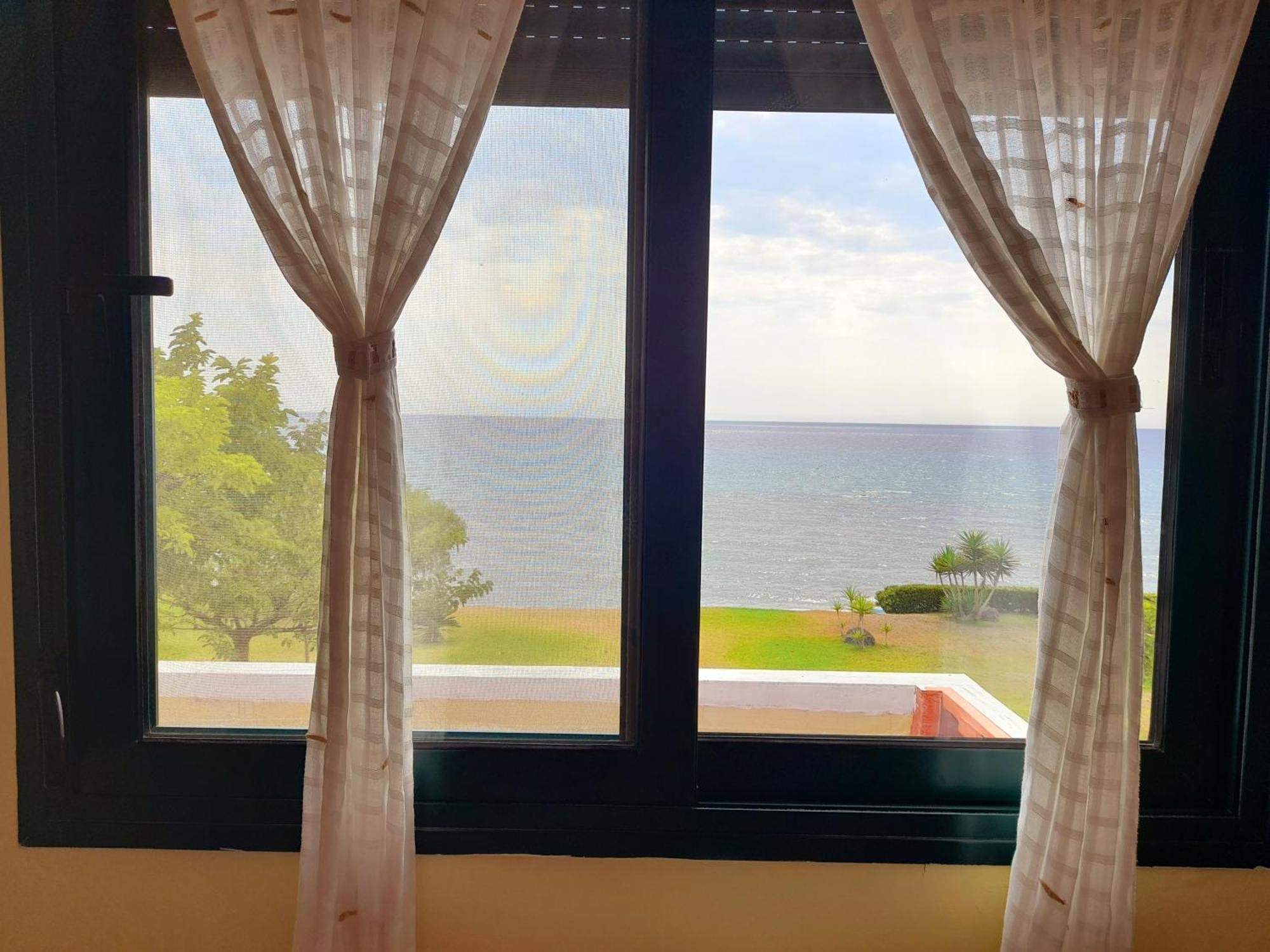 Villa 3Ω Nea Skioni Exteriör bild